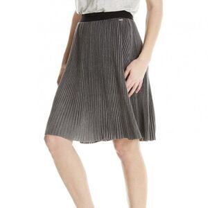 NWT BENCH - Gray Pleated Jersey Skirt S Casual S NEW